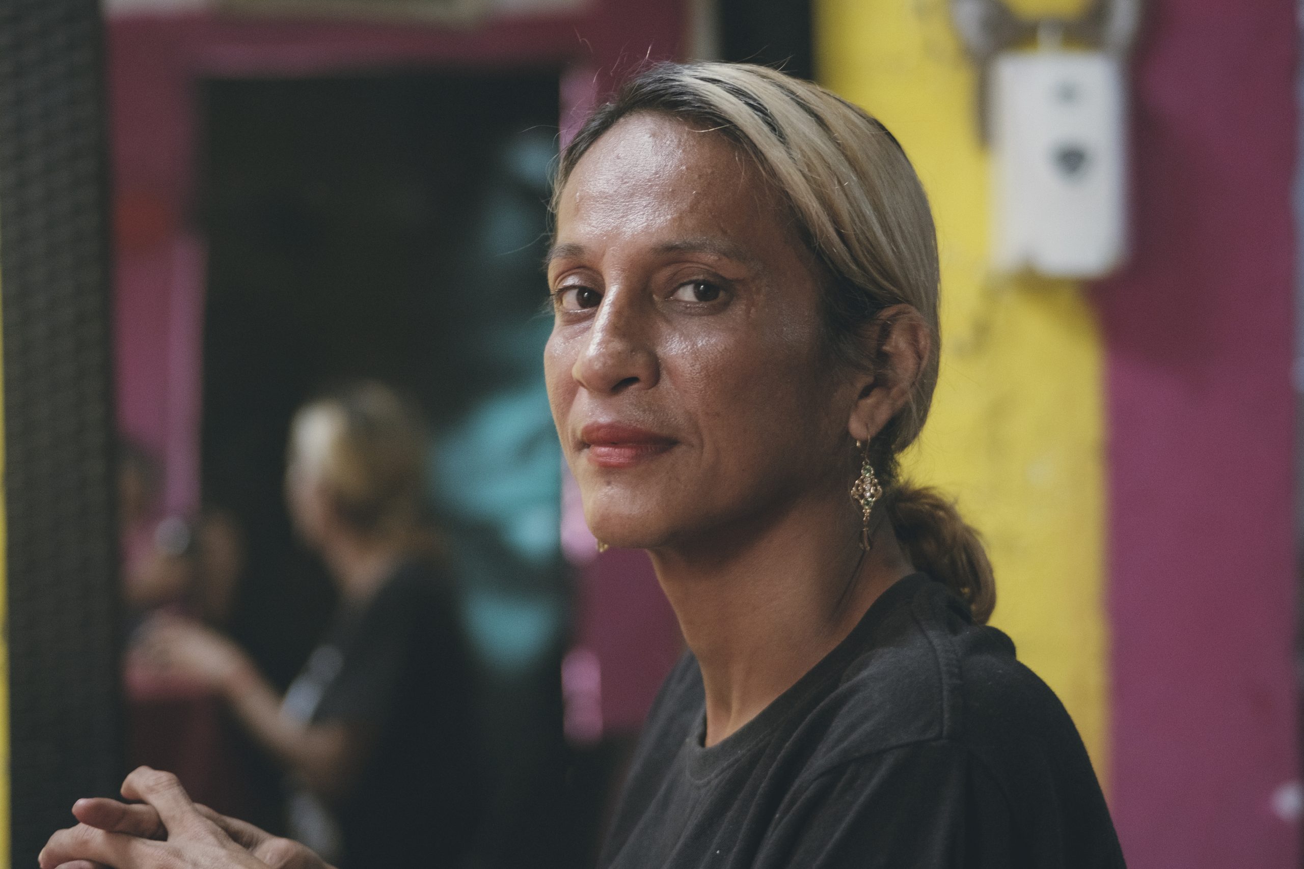 Odalys Cayambe es presidenta de la Fundación Vivir Libre, fundadora de Ksa Trans. | Foto: Ricardo Bohórquez. 
