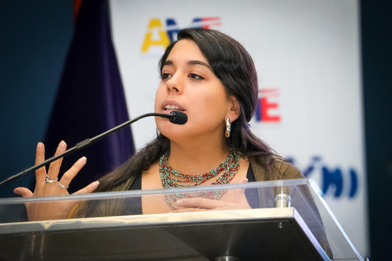 Camila Martínez Indómita